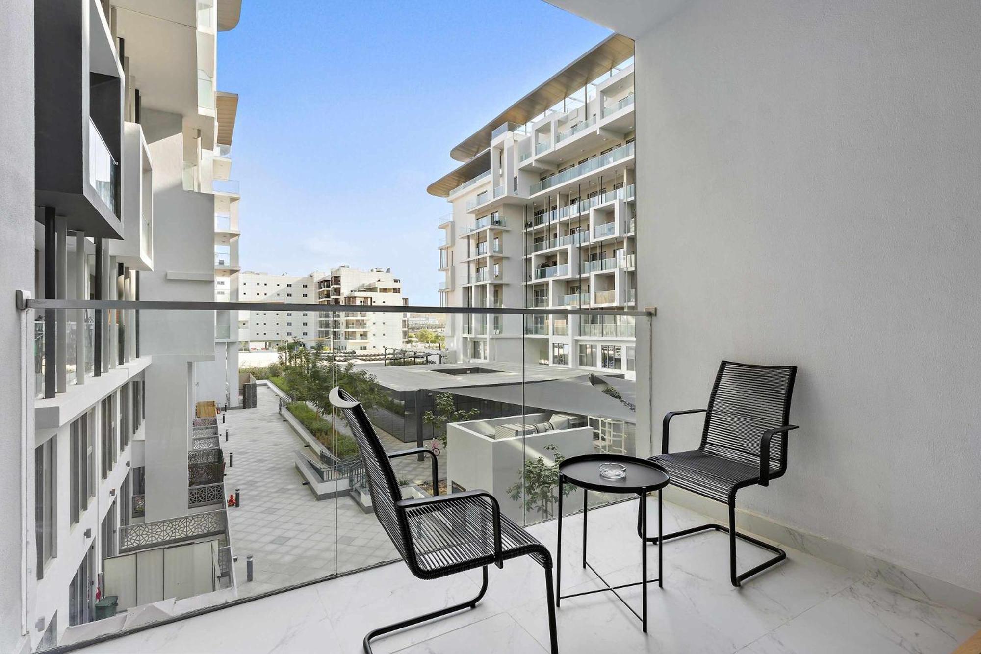 Silkhaus Chic Studio Near Masdar City Park Abu Dhabi Exterior photo